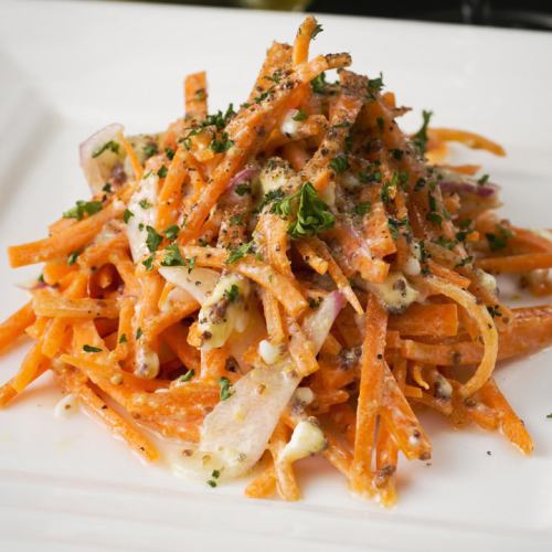 Carrot and ricotta cheese salad