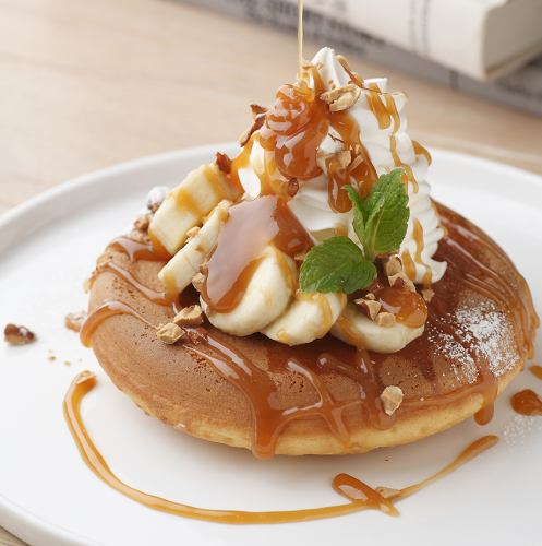 The popular pancakes have a crispy and fluffy texture ♪