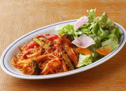 Vegetable tomato sauce pasta