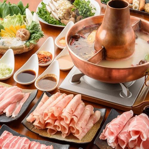 【忘年会にオススメ】体の芯から温まる肉5種&野菜&キノコ120分食べ放題2980円コース
