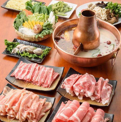 【120分食べ飲み放題】肉5種&野菜&キノコ食べ放題!20種飲み放題!4,580円コース!