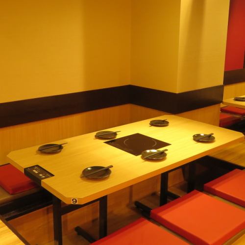 There are also seats in a relaxing space where you can relax ♪ Because it is near the station, it is useful for company banquets and drinking parties !!