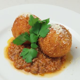 モッツァレラチーズ入りライスコロッケ(1個)