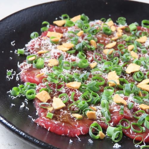 馬刺しのカルパッチョ スパイス風味