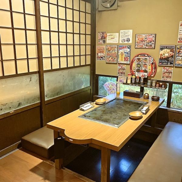 Okonomiyaki＆Teppanyaki餐厅，可以享受热闹的街头美食!! Yakisoba和Monja也可用♪对于大型宴会的预订，我们建议您快速预订！