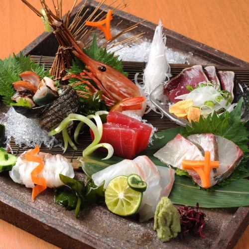 Assorted 5 kinds of fresh fish sashimi (for 2 people)