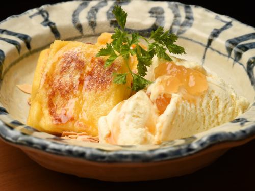 Hot homemade French toast with cappuccino ice cream