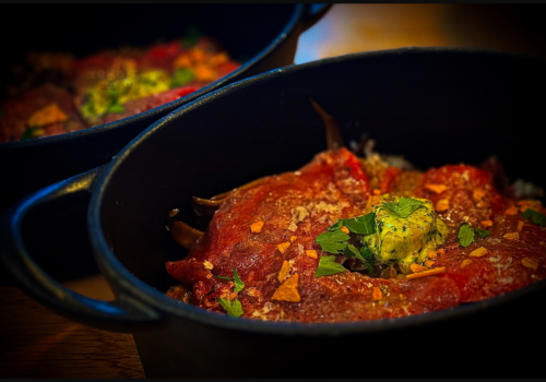 Garlic rice with Wagyu beef and truffles