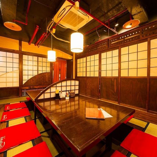 The private room with a sunken kotatsu can accommodate up to 24 people.Enjoy a private space with friends to enjoy conversation, such as at work or school gatherings.
