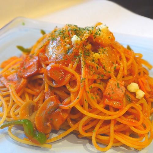 Old-fashioned Neapolitan spaghetti