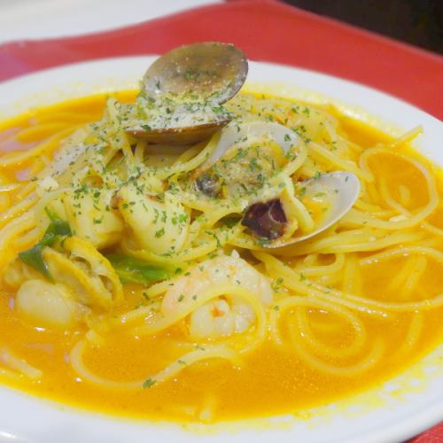 seafood curry soup spaghetti