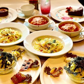 【工作日午餐，仅限女性！】★60分钟无限畅饮软饮料女生夜总会套餐★2人以上/需预约★
