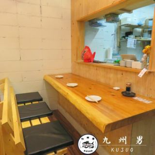 [1st floor seats] Newly installed counter seats! It is now easier to dine alone!