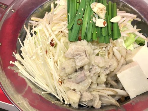 Motsu nabe [with champon noodles] (miso/soy sauce)