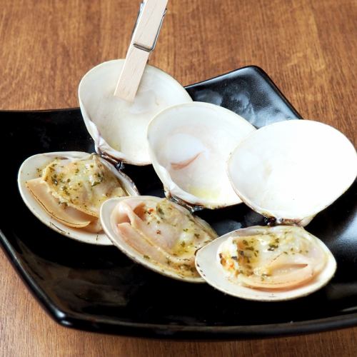 Grilled clam garlic (3 pieces)
