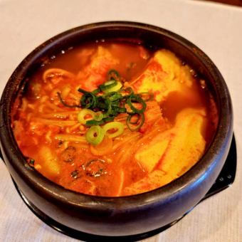 海鮮スンドゥブチゲ