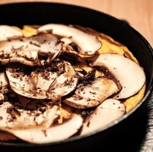 Truffle-scented mushroom open omelette