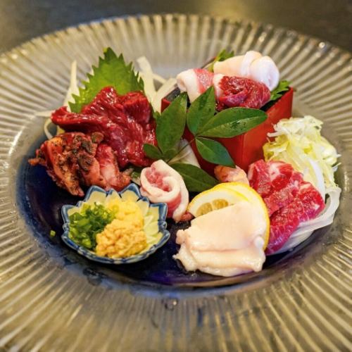 Assorted horse sashimi