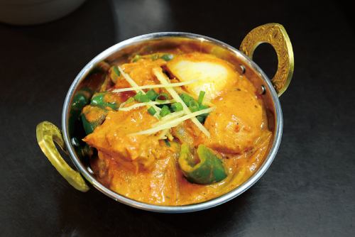 ココナッツチキンカレー/チキンドピヤザ