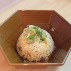 總之，炒飯真好吃。