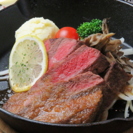 【デザート付き】当店自慢の一品料理を堪能◆ステーキを使ったコース 全8品 8800円(税込)