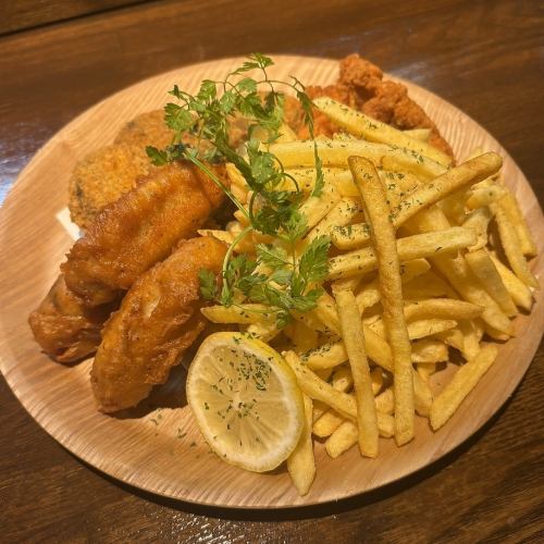 揚げ物盛り合わせ