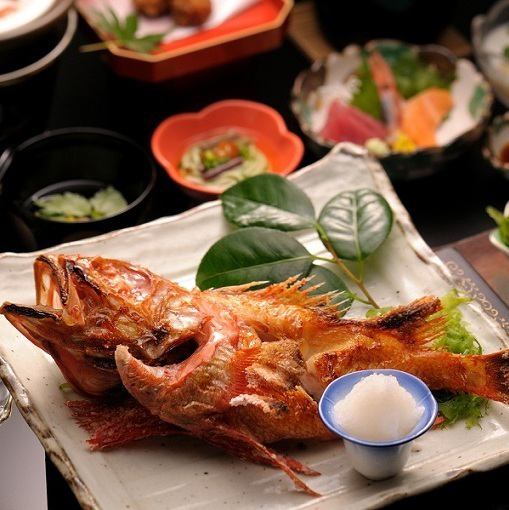 All rooms are completely private.Seasonal ingredients and traditional healthy food ``Koji'' dishes...