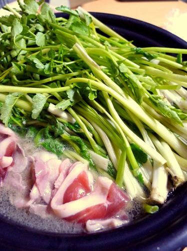 【宮城堪能コース】７７００円コースから【せり鍋】が楽しめます。