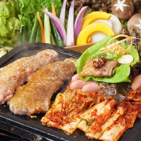 美味しいお肉と韓国料理40種食べ放題『よくばりコース』2780円