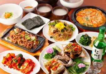 可以吃到醬油醃製的活蟹的「Ganjang Gejang套餐」 6,732日圓（含稅）