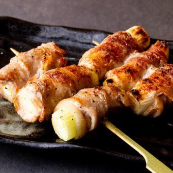 Pork belly wrapped in green onions [1 piece]