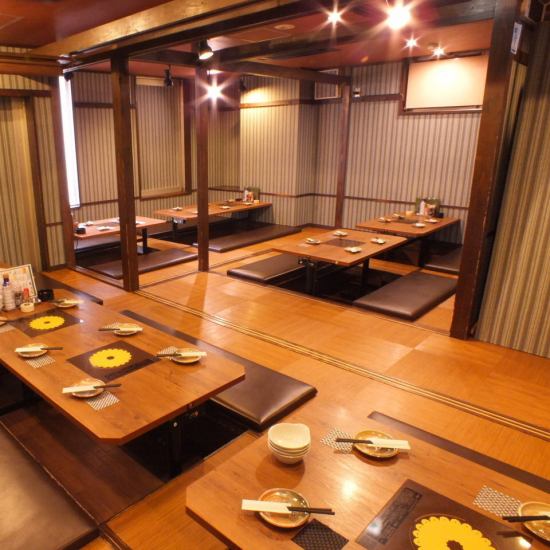 간접 조명이 기분 좋고, 소규모로 편안한 테이블 개인실도 풍부 ◎