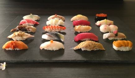 [Momiji] Dessert included! Chef's choice course of 6 nigiri dishes 15,400 yen (tax included)