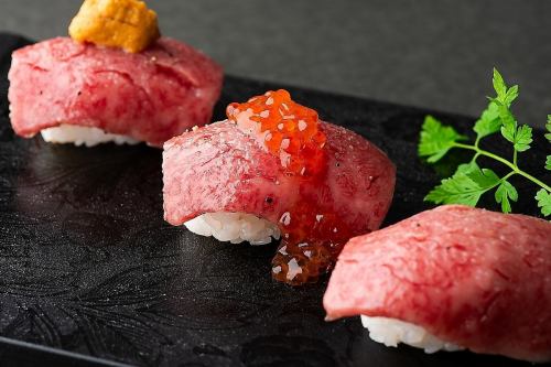 Sirloin meat sushi