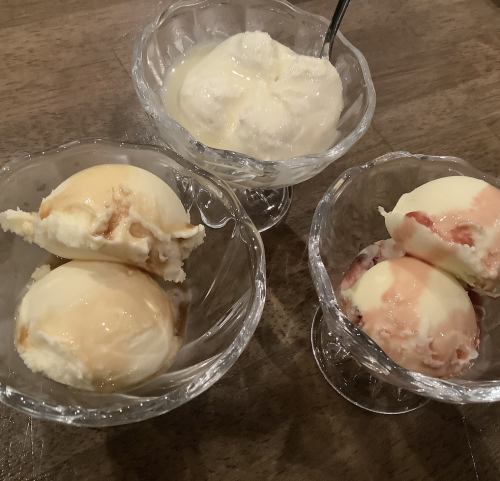 Various types of ice cream