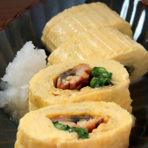 Rolled egg with eel and chrysanthemum