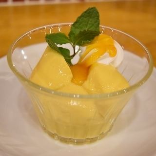 感じる果実のなめらかマンゴープリン