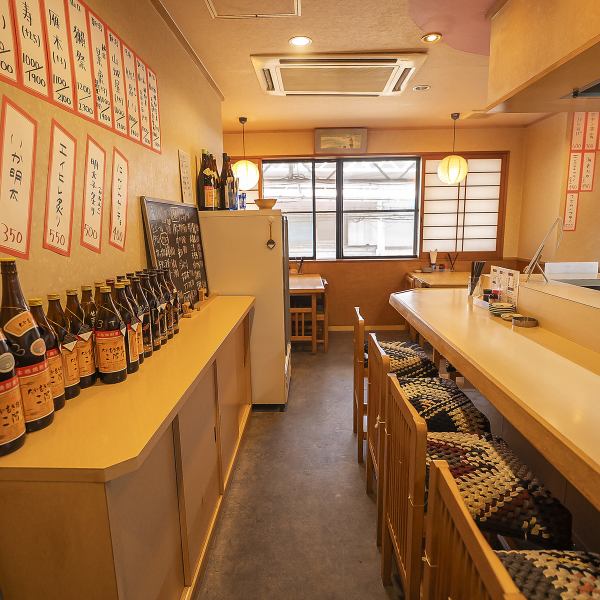カウンター席がメインの店内となっているため調理風景や店主との会話が楽しめる点も魅力の一つとなっています！おすすめの料理とお酒を組み合わせをご案内させていただきますので、ぜひお気軽にお声掛けください！