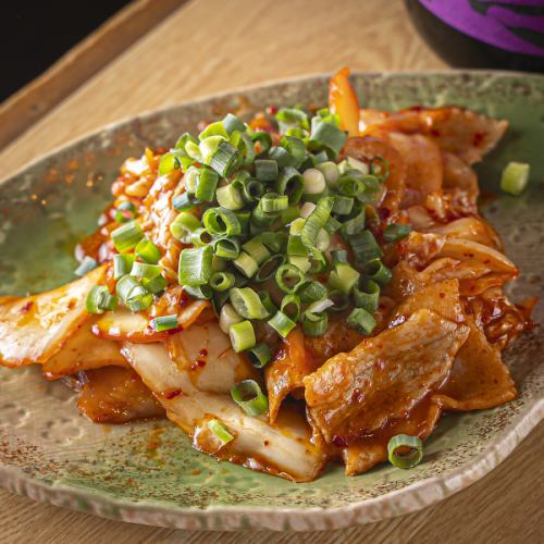 一品料理から肴まで幅広く取り揃えております！