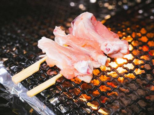 焼き鳥始めました
ボリューム満点手羽串です🐔
#これがこう  #ヤキブタ酒場大門屋  #高松  #香川  #ライオン通り  #やきとん　#ヤキトン  #もつ  #ホルモン　#炭焼き  #3冷ホッピー  #ホッピー　#ほっぴー  #居酒屋  #お一人様大歓迎　#1人飲み  #ひとりのみ  #1人呑み  #カレー　#女子ビール部