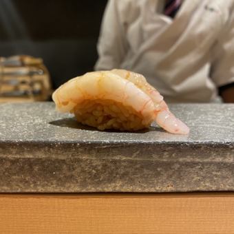 [Recommended] Chef's choice Senzu 10-piece nigiri sushi (with red miso soup and sweetness)
