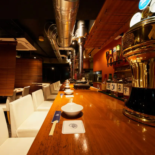 5 minutes from the north exit of Tachikawa Station! The counter seats have a great atmosphere and are ideal for dates or celebrations with your loved ones★The hideaway-like atmosphere will make you forget about the hustle and bustle of the city and become a "favorite place you'll want to brag about" There is no doubt about it! Please stop by at least once♪ Semi-private rooms that are perfect for company banquets are also available