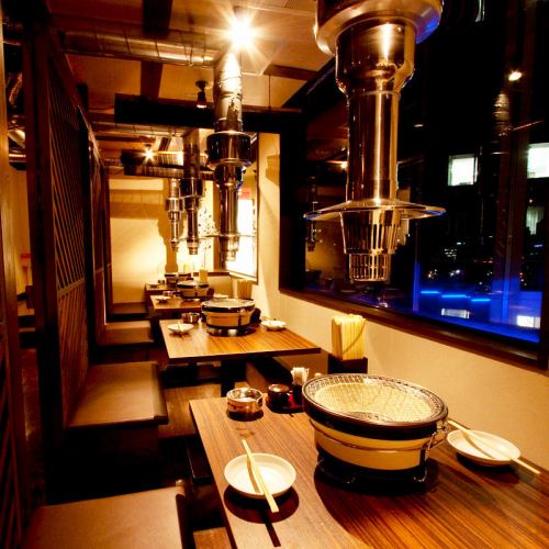 Seat where you can see the night view of Iidabashi! Recommended for the girls' society