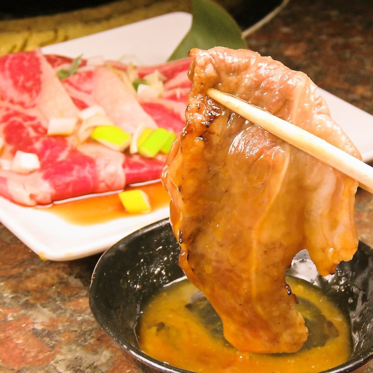 焼肉食べ放題は3000円台～！黒毛和牛食べ放題プランもご用意♪