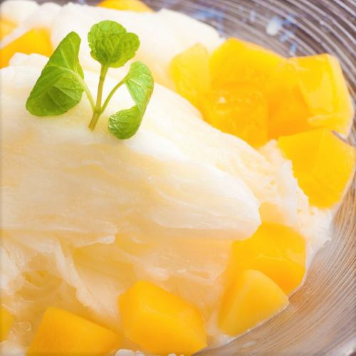 マンゴー&ミルク氷