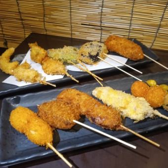 【2.5小时畅饮】5种烤串、精选炸串、意面等,共8道菜,4000日元(含税)
