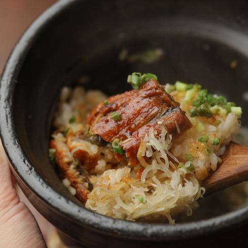 【名物！3種の土鍋ごはん】紅ずわいかに/ うなぎ / シャケいくら　2,480円(税込)より