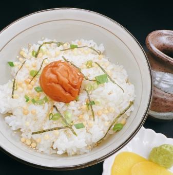 お茶漬け(鮭、梅、明太子)