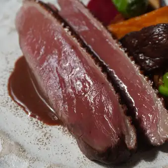 マグレ鴨胸肉のロースト