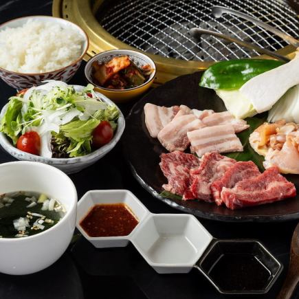 【料理のみ】《5,000円コース》全11品/上タンや上赤身、希少部位含む三段盛りコースを愉しむ